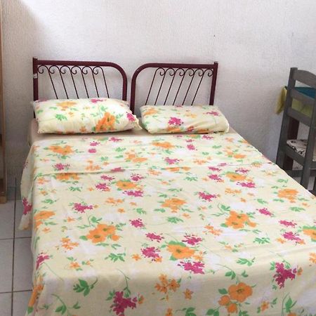 Kitnet Central Inteira Garagem Apartment Ponta Grossa  Room photo